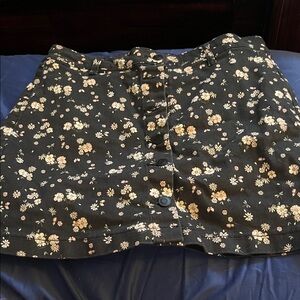 Celebrity Pink Floral Mini Skirt - Black and Cream
